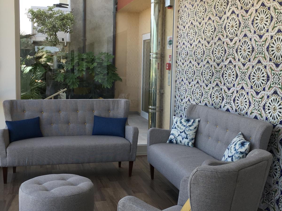 Hotel Tritone Senigallia Bagian luar foto